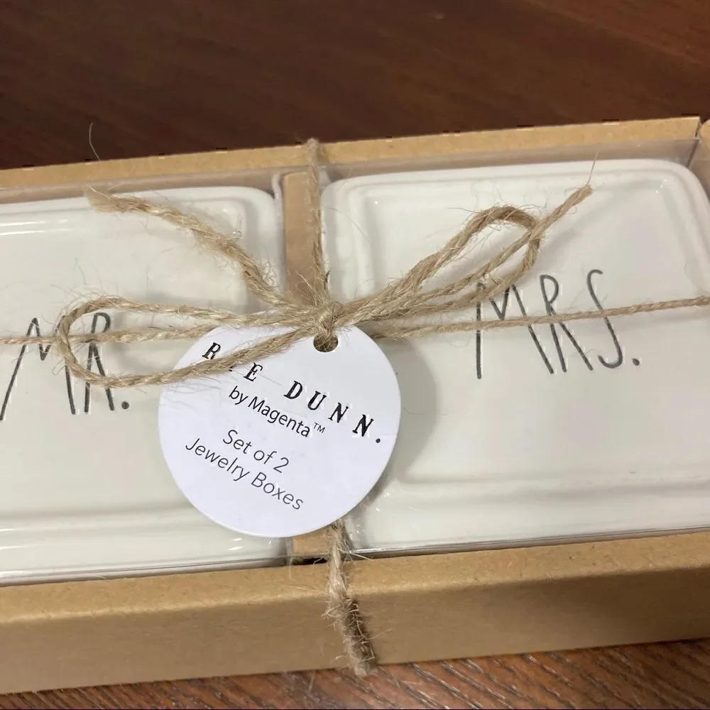 RAE DUNN artisan collection MR & MRS jewelry box